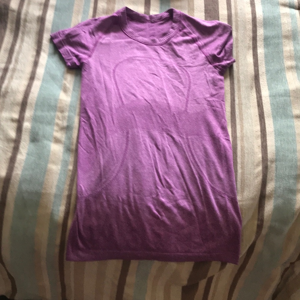 Lululemon swiftly short sleeve top size 4